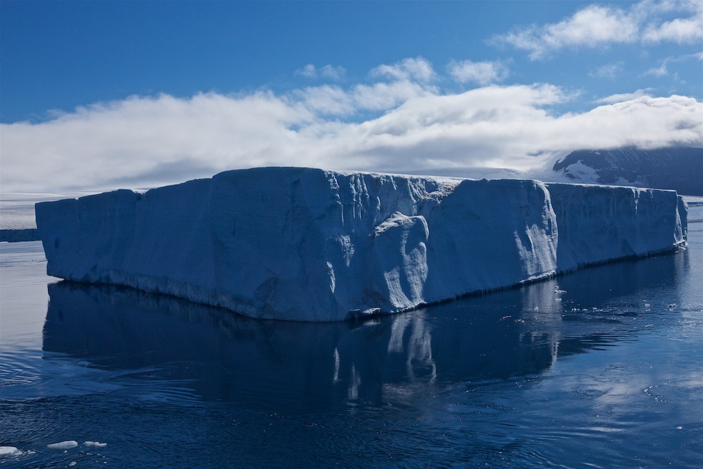 Table Iceberg